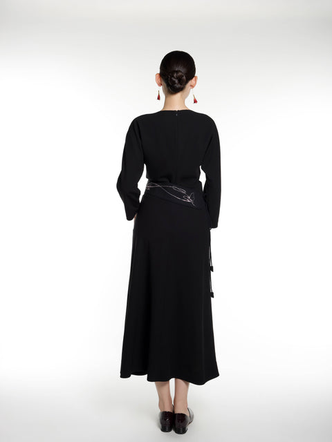 Tin Embroidery Rose Waist Seal
