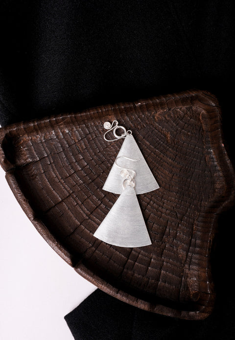 Water Vortex · Fan-shaped Earrings