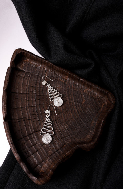 Wotuo · Wave Shadow Earrings